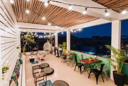 The Place Hostel & Rooftop Bar - 20