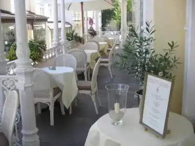 Fürstenhof - 9