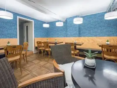 Emma Bett Und Bistro - 22