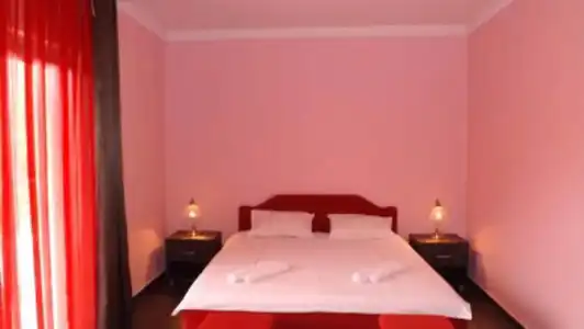 Guest House West Gate - 1