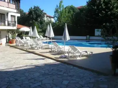 Byala Cliff Apartments - Byala Cliff Apartments - 3