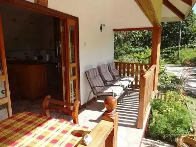 Chloe's Cottage Self-Catering - 4