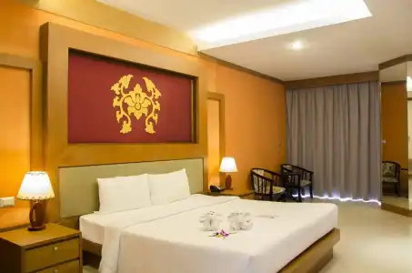 Quality Beach Resorts and Spa Patong - 8