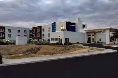 Springhill Suites By Marriott Las Cruces - 10