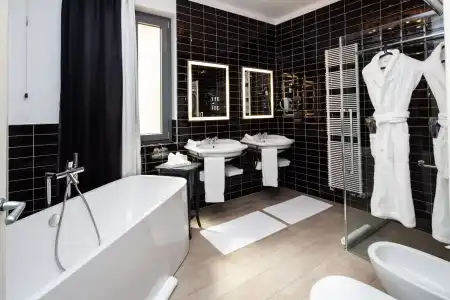 The Glam Boutique & Apt - 9