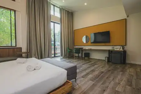 Lumphawa Amphawa - 50