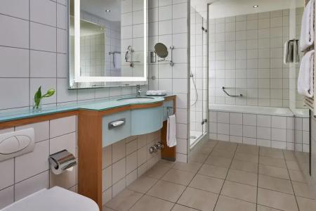 Hilton Cologne - 68