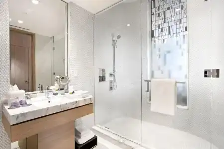 SLS LUX Brickell - 7
