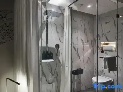Shanghai Jingan Citigo - 61
