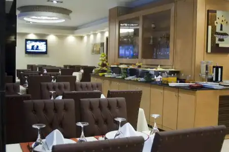 Marlight Boutique - Boutique Class - 18