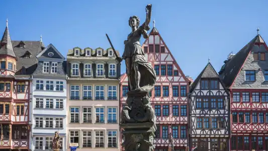 Ruby Louise Frankfurt by IHG - 31