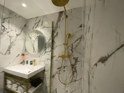 Best Western Plus Le Moderne - 53