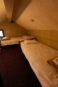Banff International Hostel - 11