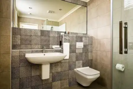 Pebble Beach Motor Inn - 23