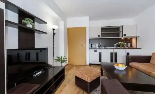 Grand Royale Apartment Complex & Spa - 44