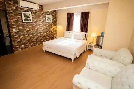 Ibis Styles Chiang Mai - 38