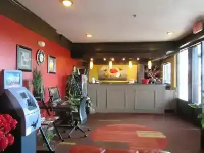 Fairview Inn Airport - 1