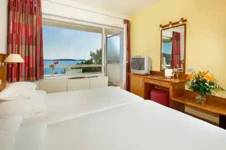 Zora Pavilions - 4