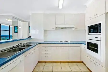 ULTIQA Beach Haven At Broadbeach - 295