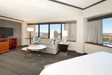 Sheraton Anchorage - 25