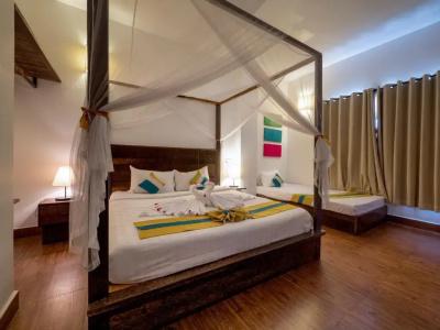 Suite Home Boutique - 37