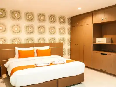 D Box Hostel - 33