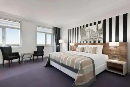 Ramada & Suites by Wyndham Edirne - 3