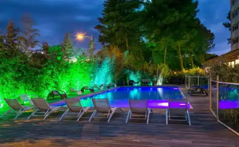 C Suites - 38