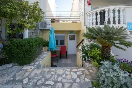 Apartments Malic - 90
