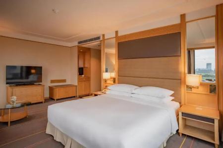 Renaissance Riverside Saigon - 182