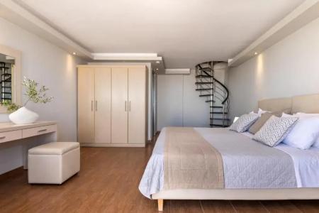 Splendour & Suites - 196