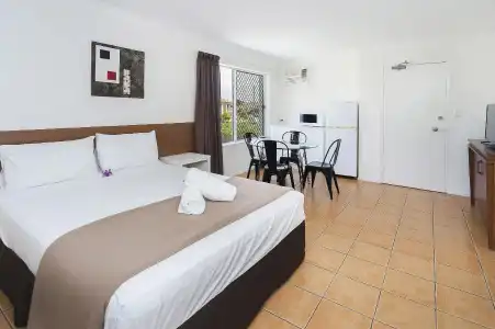 Sunshine Beach Resort - 22