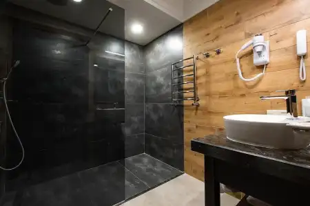 Tsunami Spa - 226