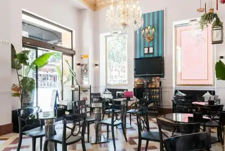 Adriano Boutique Sevilla - 17