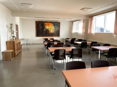 Kverna Guesthouse - 10