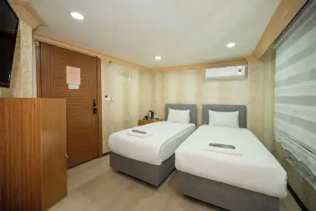 MAXWELL Boutique-hotel - 35