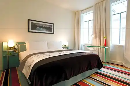 DeBrett - 103