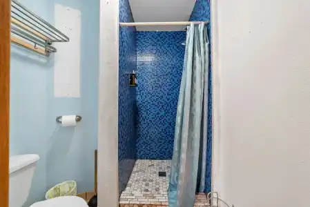 Qupqugiaq Inn - 50