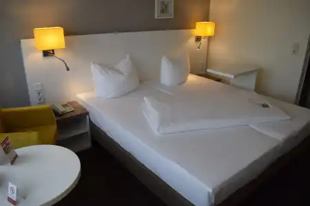 astral Inn Leipzig - 3