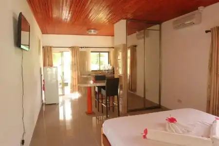 La Modestie Guest House - 37