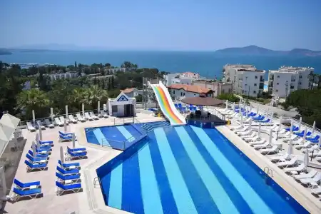 Roseira Beach Resort - 11