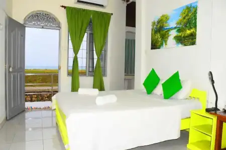 Rampart View Guest House - 49