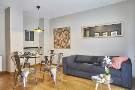 AinB Sagrada Familia Apartments - 10