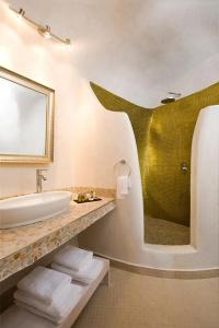Gold Suite - 7