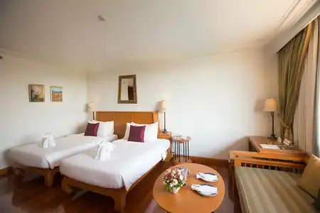 The Imperial River House Resort - 2