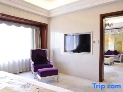 Nanjing Grand - 118