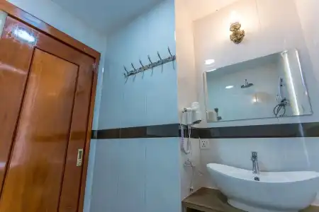 Botum Palace - 10