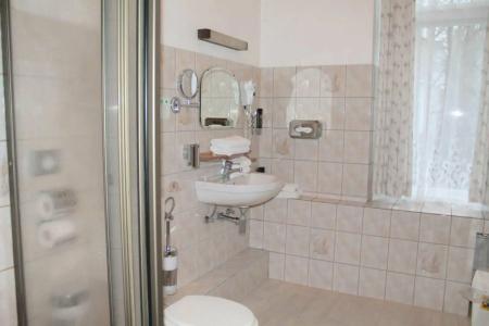 Hotelpension Margrit - 9