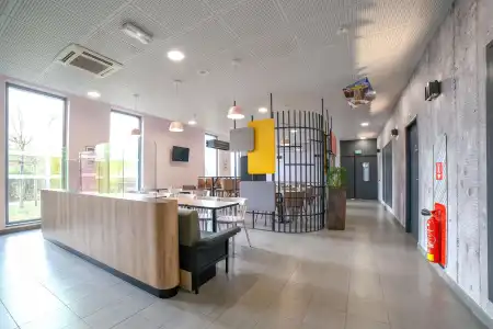 B&B Reims Bezannes - 23