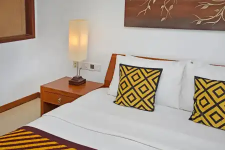Goldi Sands - 56